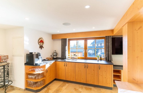 Blasiwald Apartment | Enchanted forest room