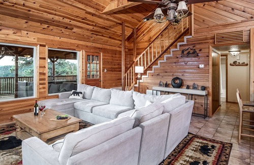 Ruidoso Cabin | Enchanted Oak Cabin | Spacious Retreat + Serene Wooded Views