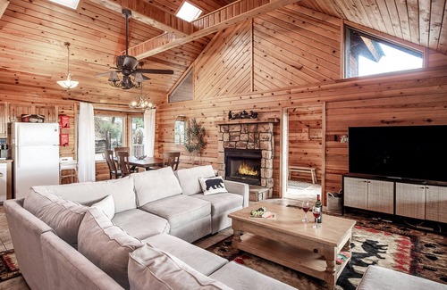 Ruidoso Cabin | Enchanted Oak Cabin