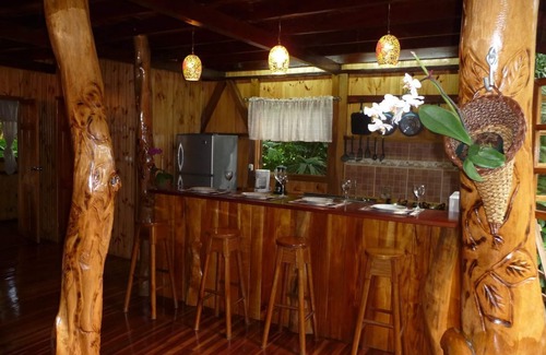 Cahuita House | Enchanted Tree House experience with all the comforts!