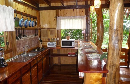 Cahuita House | Enchanted Tree House experience with all the comforts!