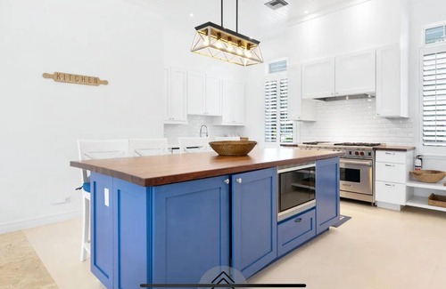 Nassau Villa | Enchanted Villa guarded community, Large Pool, Lush Garden, amazing water view