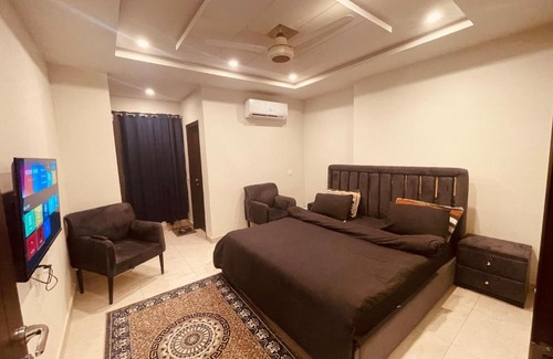 Islamabad Apartment | Enchanting-1 Bed Apartment at Zarkoon Heights