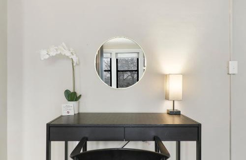 East Hyde Park Apartment | Enchanting 1BR Apartment in Hyde Park - Windermere 401