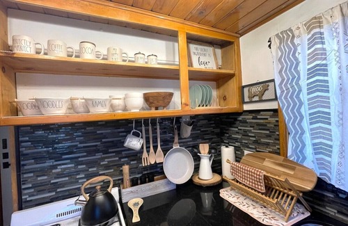 Wrightwood Cabin | Enchanting cabin in Wrightwood near Mountain High Ski resort