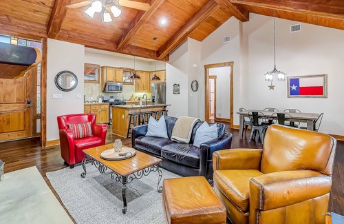 Jonestown House | Enchanting cabin-like home & casita with shared pool, hot tub & washer/dryer