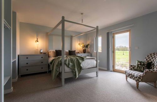 Westbury Apartment | Enchanting Eco Retreat in Thoulstone Park