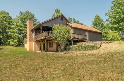 Bonne Terre House | ENCHANTING Escape "100-Acre Private Property"