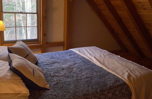 Stephentown House | Enchanting forest hide-away