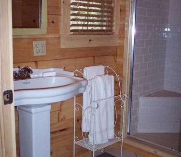 Galax House | Enchanting Riverside Cabin Getaway Near New River, Virginia
