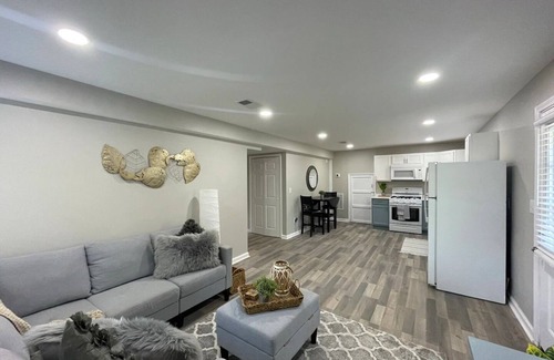 East Point House | Enclave by StayLuxe - 5 min from Airport