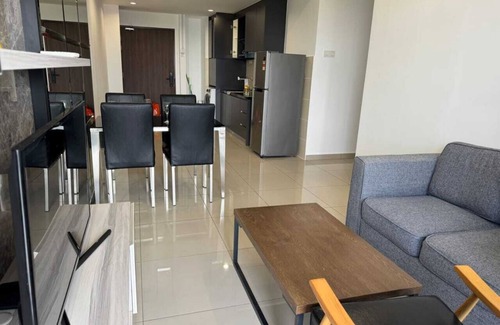 Nusajaya Apartment | Encorp Marina Puteri Harbour,2-bedrooms,4-6 persons, Nearby Legoland