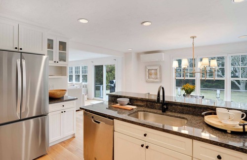 Katama House | END OF SUMMER SAVINGS! LUXE Coastal Chic KATAMA Gem Close to Beach & Town