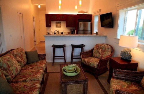 Wailua Condo | End Unit Yards from Ocean Looking East With Major Sunrises