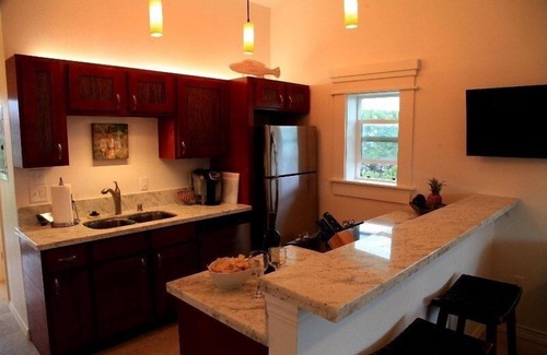 Wailua Condo | End Unit Yards from Ocean Looking East With Major Sunrises