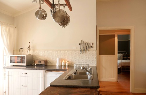Healesville Cottage | ENDA COTTAGE Self Contained Accommodation