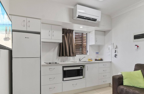 Emu Park Apartment | ENDEAVOUR INN