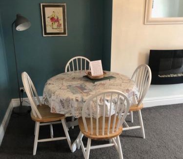 West Cliff Apartment | Endeavour Returns Holiday Apartment
