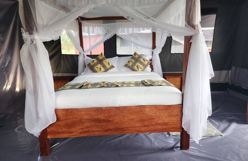 Ololaimutiek Resort | Endeem Mara Resort