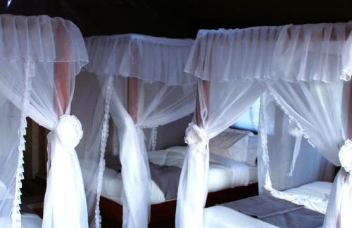 Ololaimutiek Hotel | Endeem mara resort