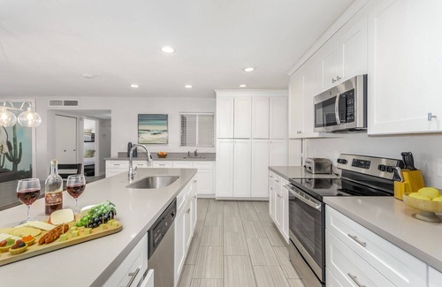 Scottsdale Estates Six House | Endless Elegance-Mins 2 Old Town-Large Groups