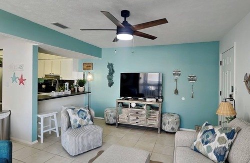 West Panama City Beach Condo | Endless Summer #A30 | Close to Beach + 2 Pools