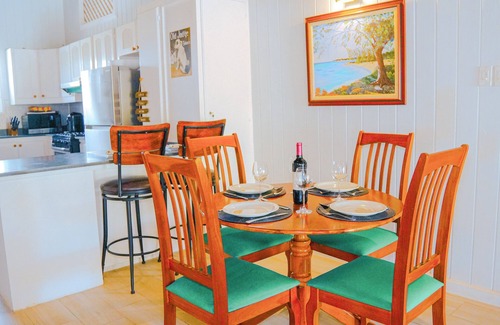 Inch Marlowe House | "Endless Summer": 3-bedroom house in fabulous Christ Church with WiFi, AC