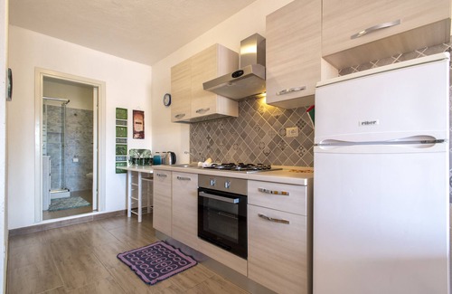 Trinita d'Agultu e Vignola Apartment | 'Endless Summer' Apartment with Sea View, A/C & Balcony