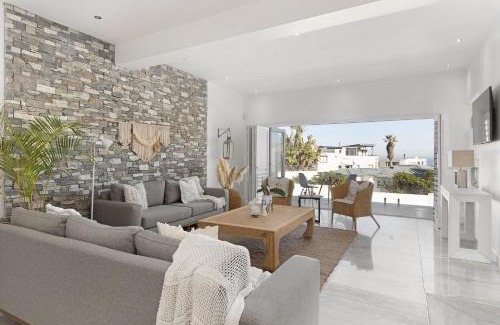 Big Bay Villa | Endless Summer Beach House by Host Agents