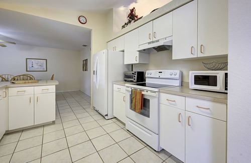 Gulf Cove House | Endless Summer | Pool | 3 Bed, 2 Bath