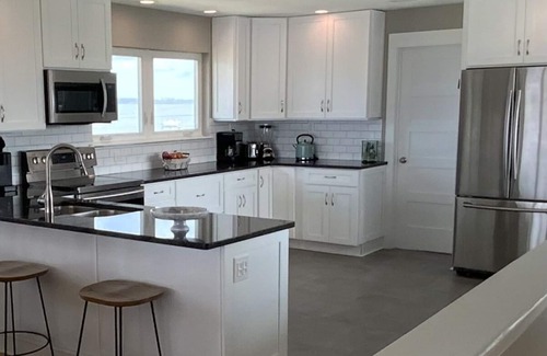 Alligator Point House | Endless Summer Beachfront! 4 bd/3 bathroom