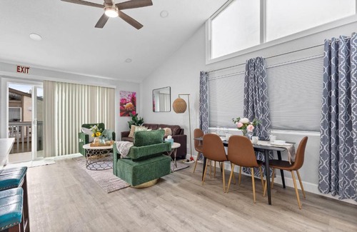 Huntington Beach House | Endless Sunset- Near Beach Surf and Pet Friendly