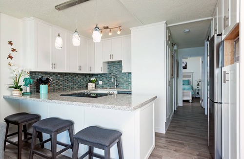 Maalaea Condo | Endless Waves, Incredible Direct Oceanfront Views!