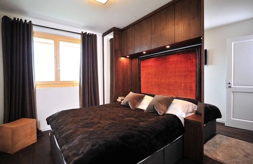 Sion Ski Chalet | Endymion - a luxury alpine chalet
