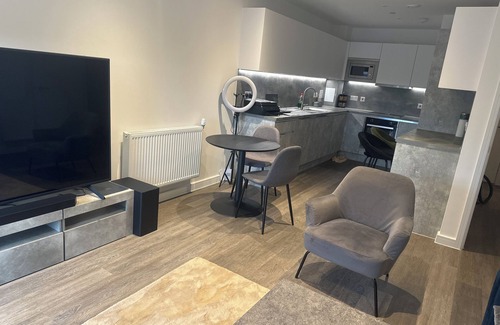 Grange Apartment | Enfield Cozy Apartment Retreat