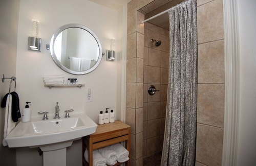 Bywater Bed & Breakfast | Engine 24 Firehouse Room 2