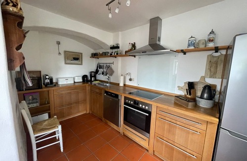Seeon-Seebruck Apartment | Englisch Ground floor, stylish living in the former ducal guest house