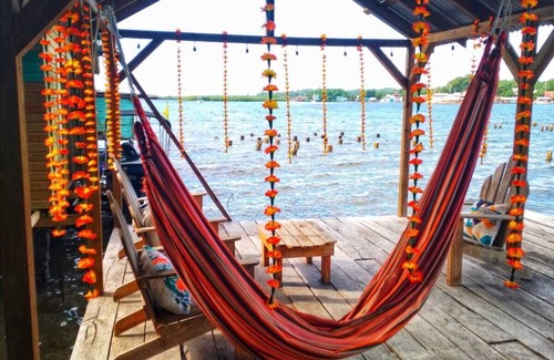 Bocas del Toro Cabin | Enjoy the simple of life! The sound of the wave, beautiful Bay view