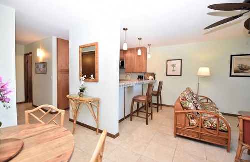 Waikoloa Condo | Enjoy 10% Off on Stays of 7+ Days This Summer!
