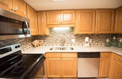 Orange Beach Condo | ENJOY A FALL GETAWAY~Great Rates~Phoenix East #809~2BR2B Slps 8