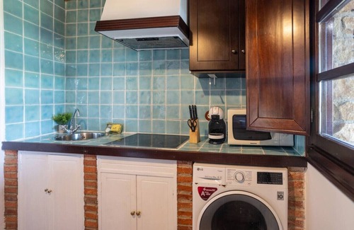 Lloreda Apartment | Enjoy a great time with family & friends at coast
