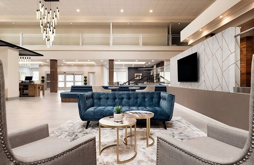 Fort Worth House | Enjoy a Hassle-Free and Suiting Stay! 3 Family-friendly Units! Indoor Pool