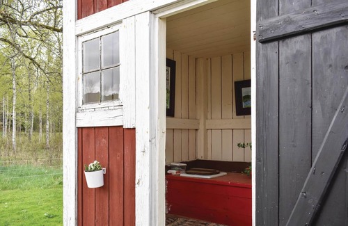 Kisa House | Enjoy a holiday close to nature and plenty of peace and quiet in this holiday home near Kisa.
