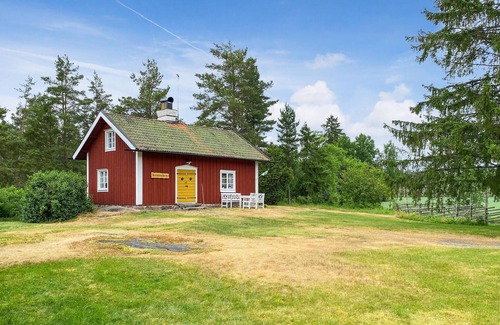 Valdemarsvik House | Enjoy a refreshing vacation in this vacation home