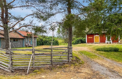 Valdemarsvik House | Enjoy a refreshing vacation in this vacation home