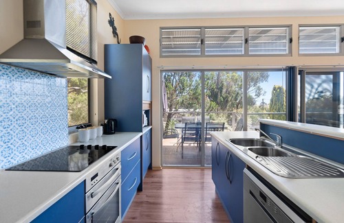 Second Valley House | Enjoy a short stroll to Second Valley Beach, one of Australia's top 10 beaches!