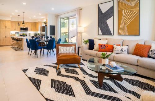 La Quinta House | Enjoy a stay @ Casa de Fore!Play! New Townhome!