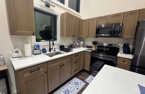 North Lake George Apartment | Enjoy a stylish experience at this centrally-located place.
