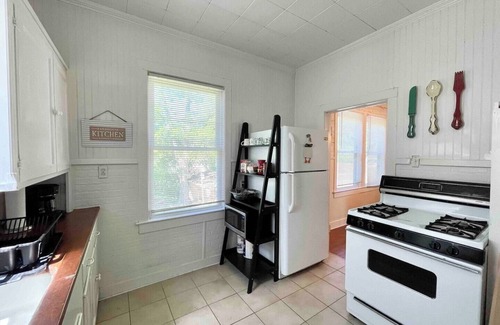 Oaks Historic District House | Enjoy a stylish experience at this centrally-located duplex