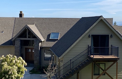 Newberg Apartment | Enjoy a weekend in Oregon's Amazing Wine Country